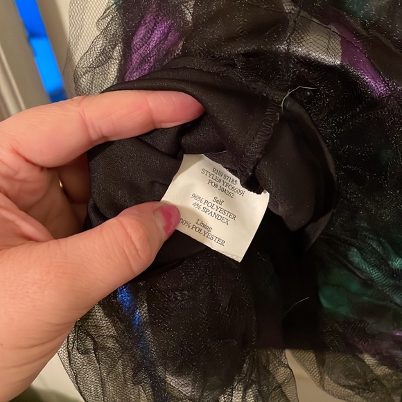 Halter top party dress - Picture 5 of 5